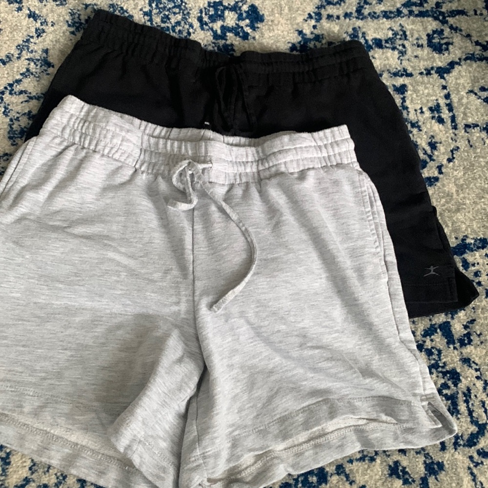 Black and grey 2pck lounge shorts Size M